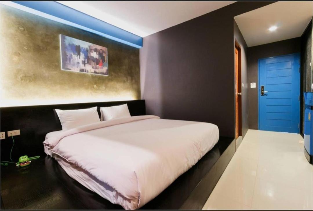 Coconut Hotel HHQ Eksteriør billede